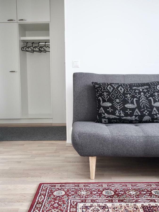 2Ndhomes Tampere "Lapintie" Apartment - Serene Apt Near Downtown At A Quiet Neighbourhood Exterior foto