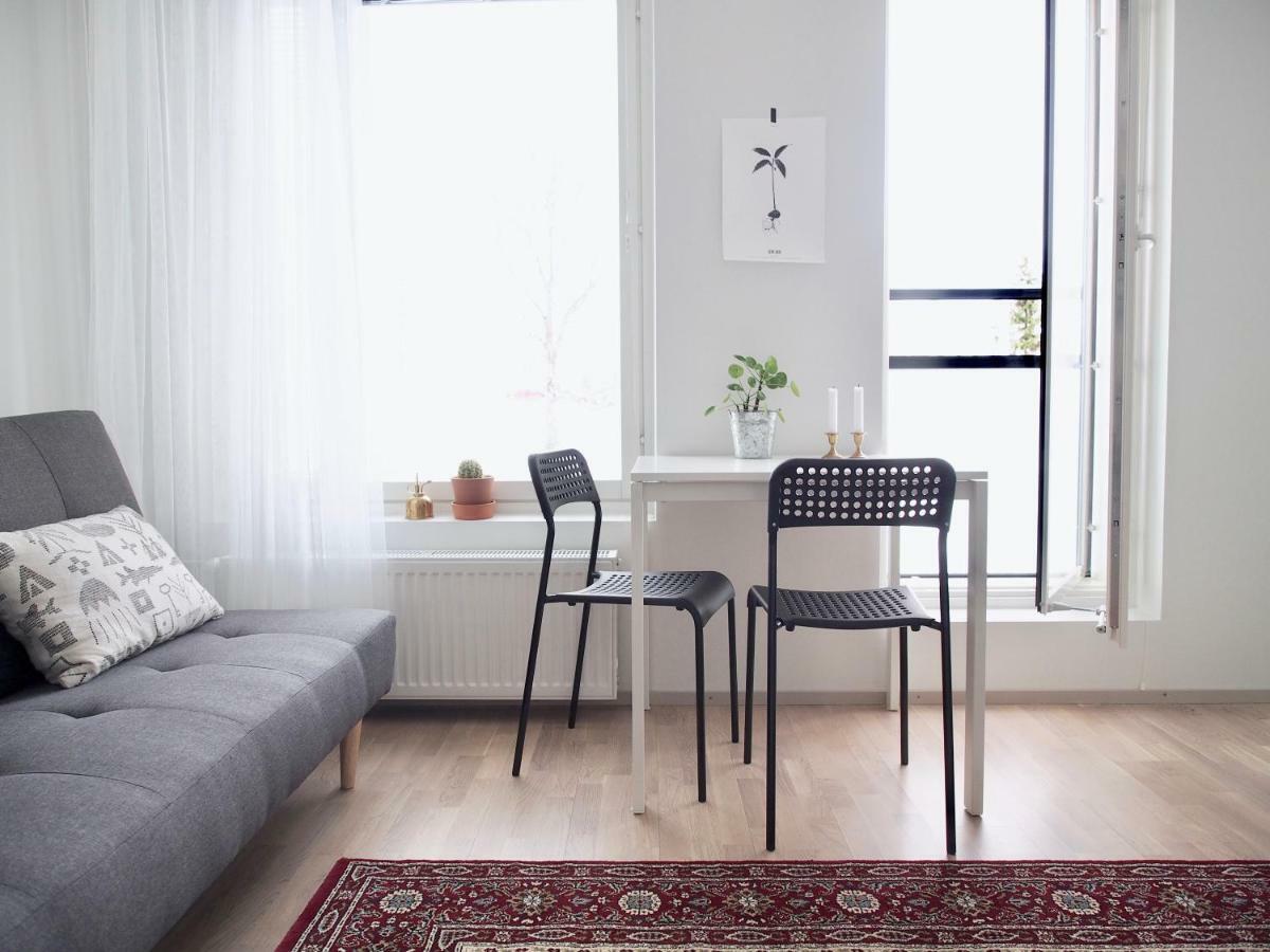 2Ndhomes Tampere "Lapintie" Apartment - Serene Apt Near Downtown At A Quiet Neighbourhood Exterior foto